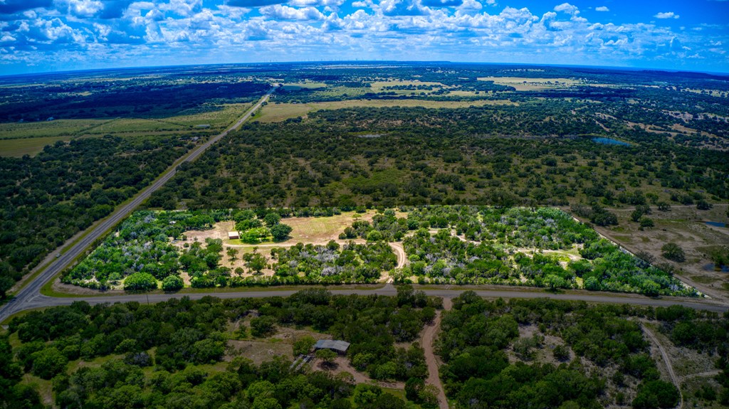 77 East E Highway Rochelle, TX 76872 - Photo 8 of 36