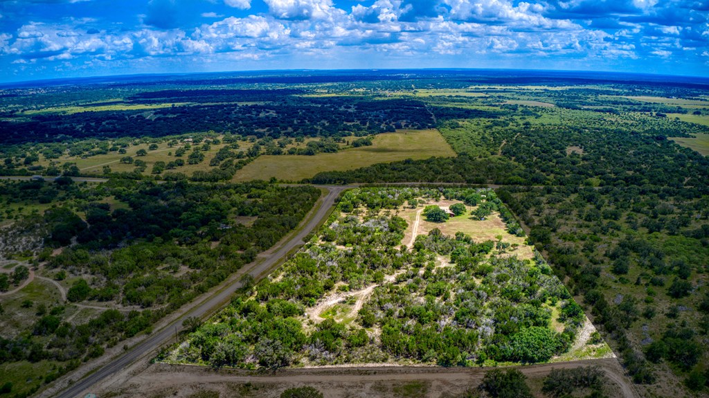 77 East E Highway Rochelle, TX 76872 - Photo 9 of 36