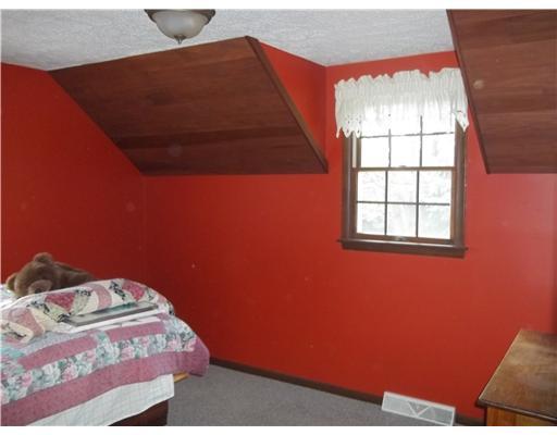 928 Columbiana Road Bessemer, PA 16112 - Photo 9 of 16 Bedroom.