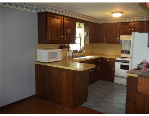 928 Columbiana Road Bessemer, PA 16112 - Photo 10 of 16 Kitchen.