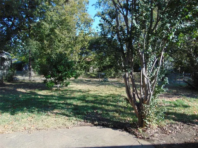 a view of outdoor space