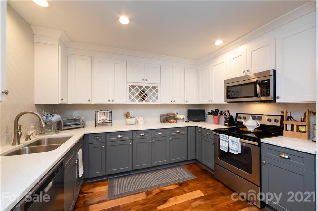 1311 South Point Road Belmont, NC 28012 - Photo 9 of 27 Gallery Image 9