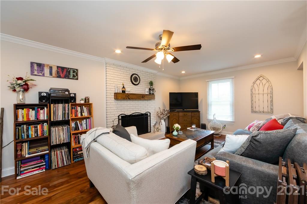 1311 South Point Road Belmont, NC 28012 - Photo 10 of 27 Gallery Image 10