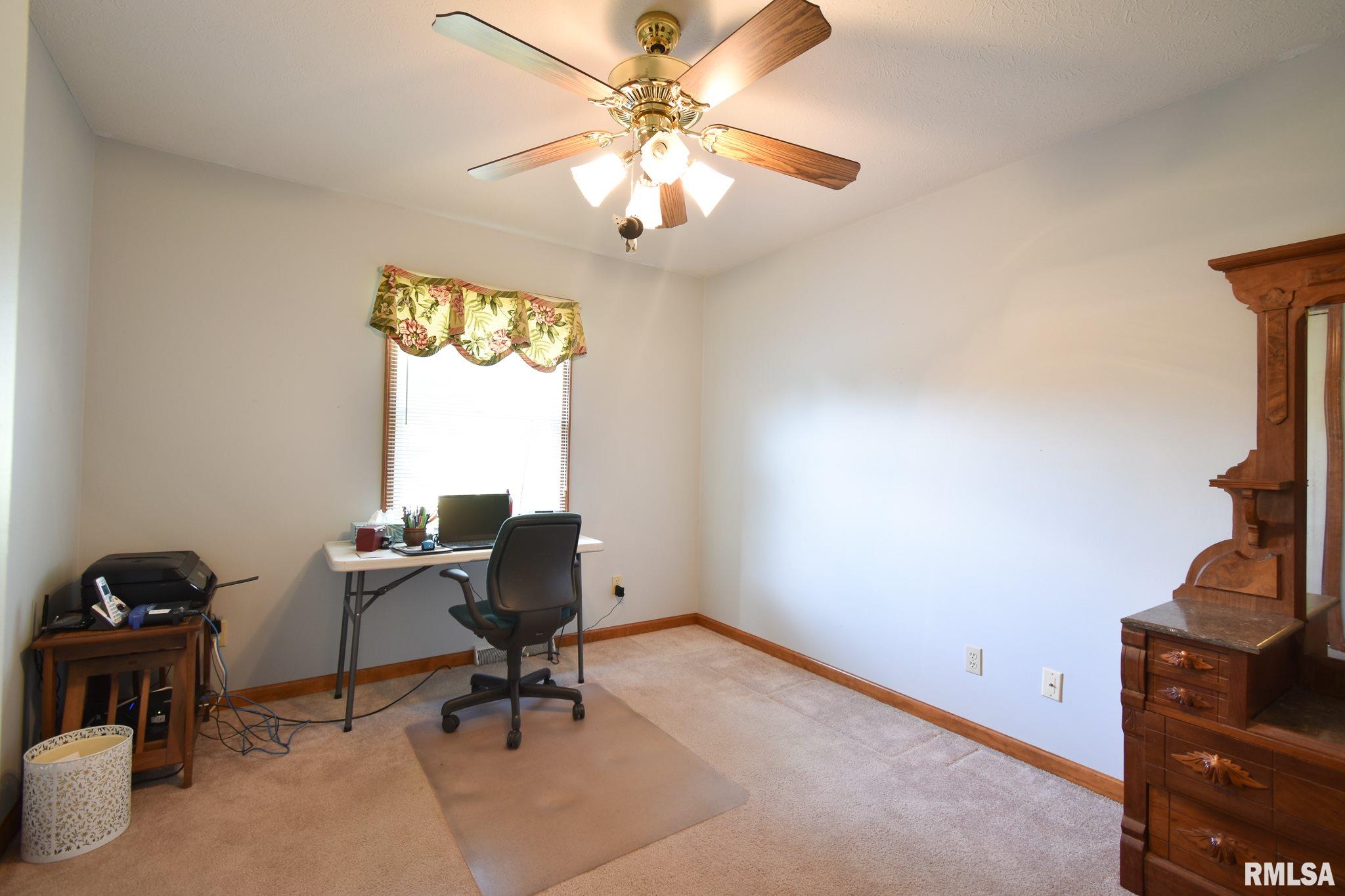 1223 Christopher Lane Springfield, IL 62712 - Photo 11 of 20