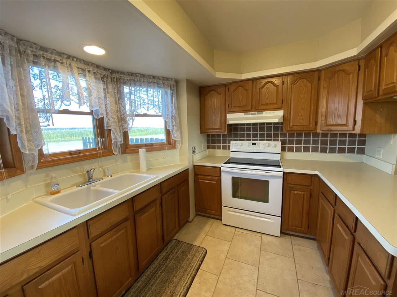 7303 Dyke Road Algonac, MI 48001 - Photo 7 of 25 50056058-6.JPG