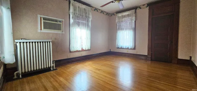 $209,900 | 126 East 4th Street, Mount Carmel, IL 62863