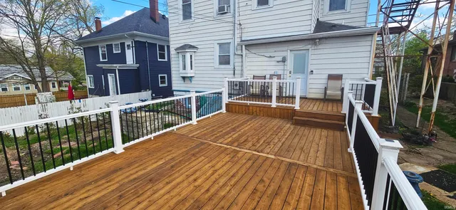 $209,900 | 126 East 4th Street, Mount Carmel, IL 62863