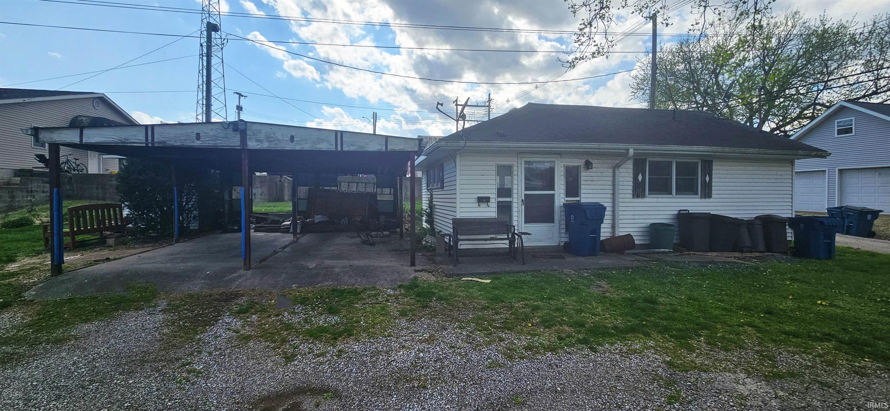 126 East 4th Street Mount Carmel, IL 62863 - Photo 3 of 28