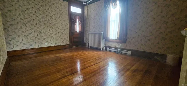 $209,900 | 126 East 4th Street, Mount Carmel, IL 62863