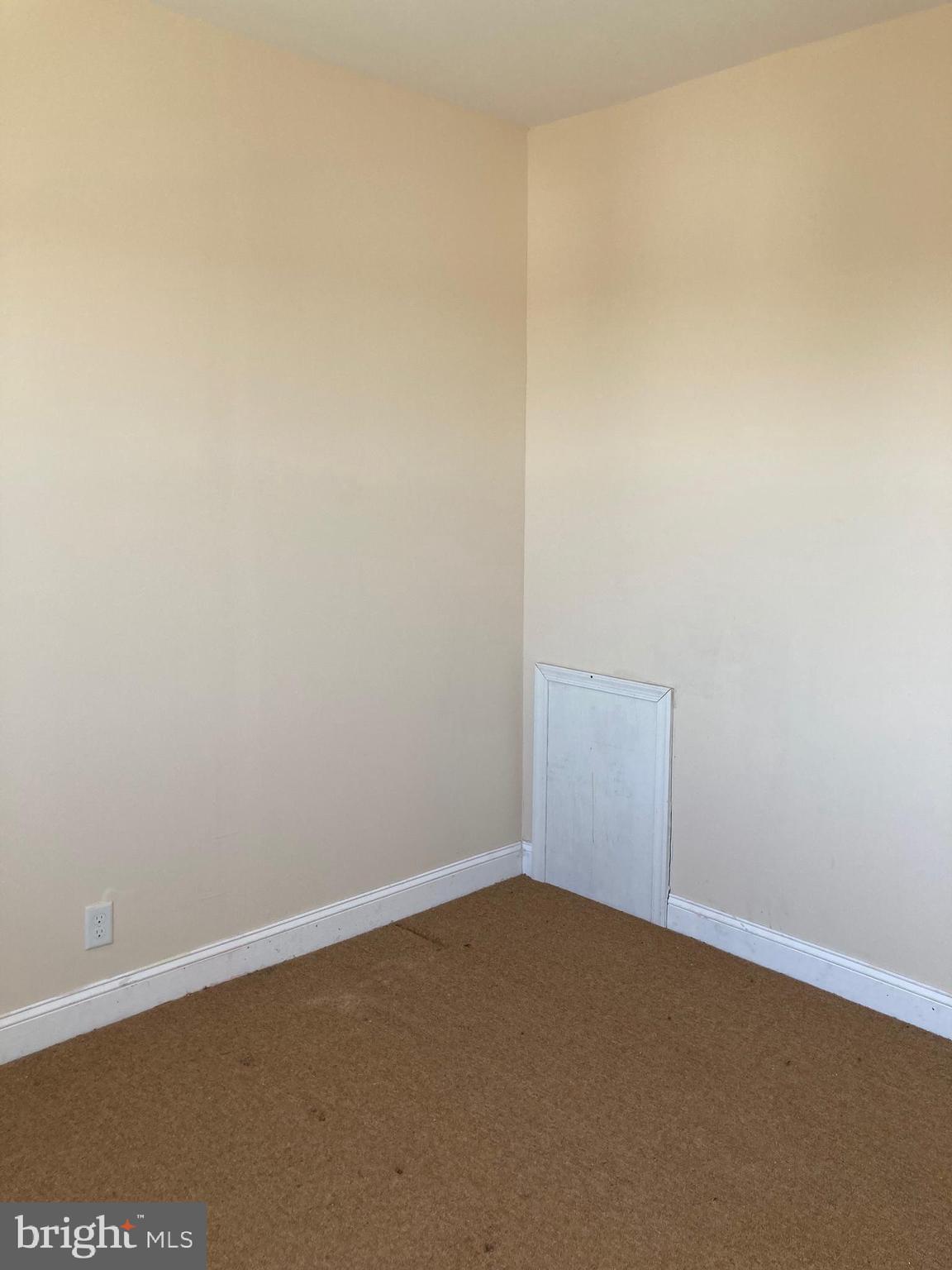 933 Keystone Road Chester, PA 19013 - Photo 15 of 20