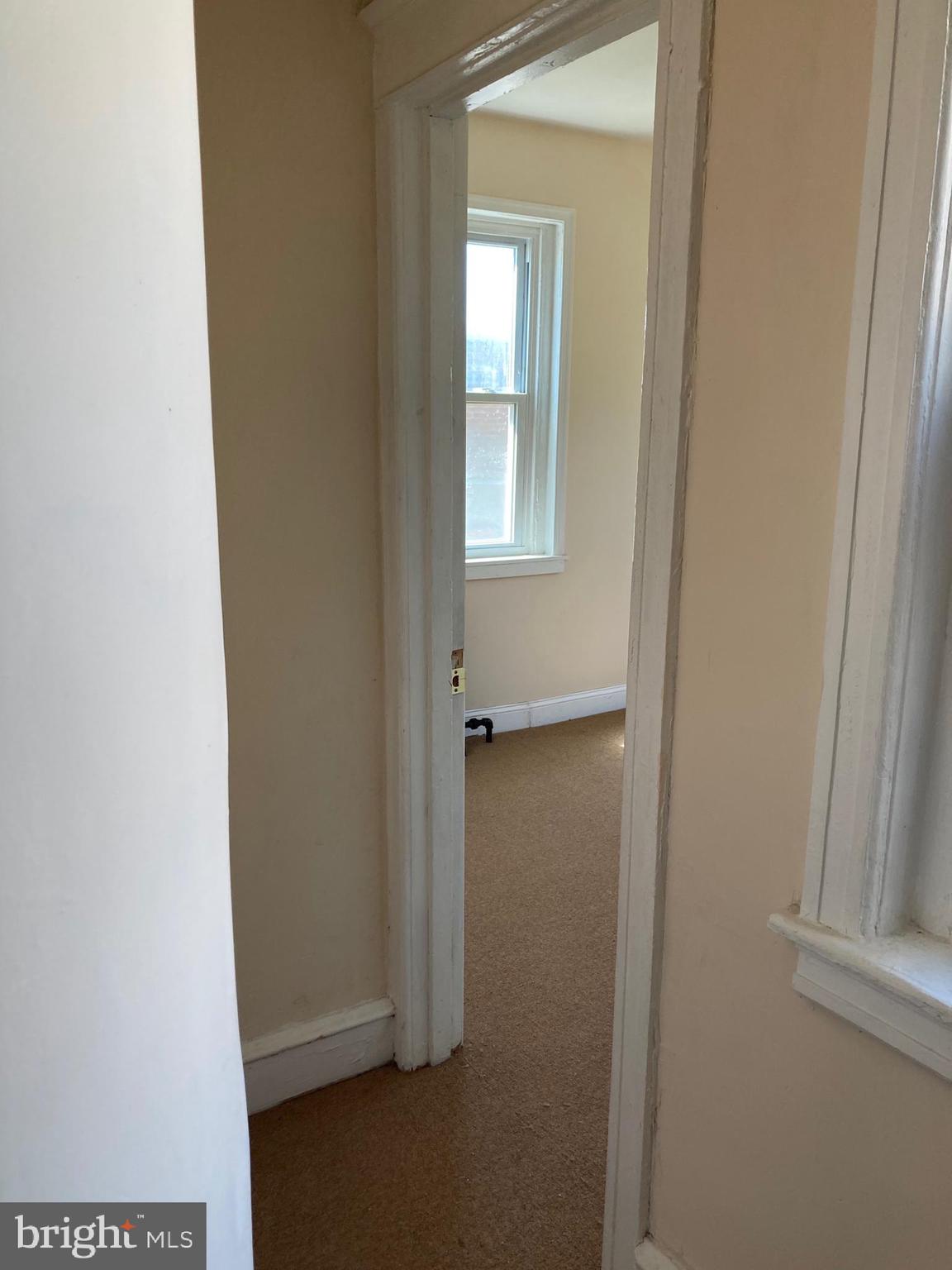 933 Keystone Road Chester, PA 19013 - Photo 16 of 20