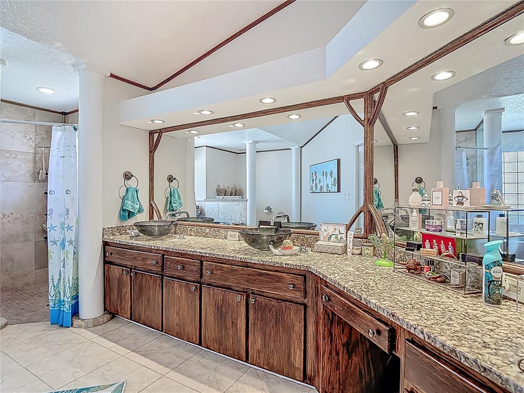 8208 Rhanbuoy Road Spring Hill, FL 34606 - Photo 38 of 56