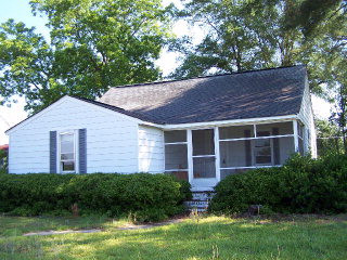 300 West Inwood Street Bethune, SC 29009 - Photo 1 of 1 Gallery Image 1