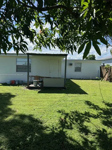 $1,200 | 708 South Bond Street, Clewiston, FL 33440
