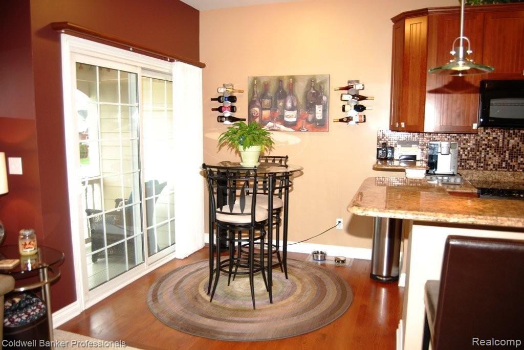 45870 South Stonewood Road Canton, MI 48187 - Photo 16 of 25 Breakfast Nook