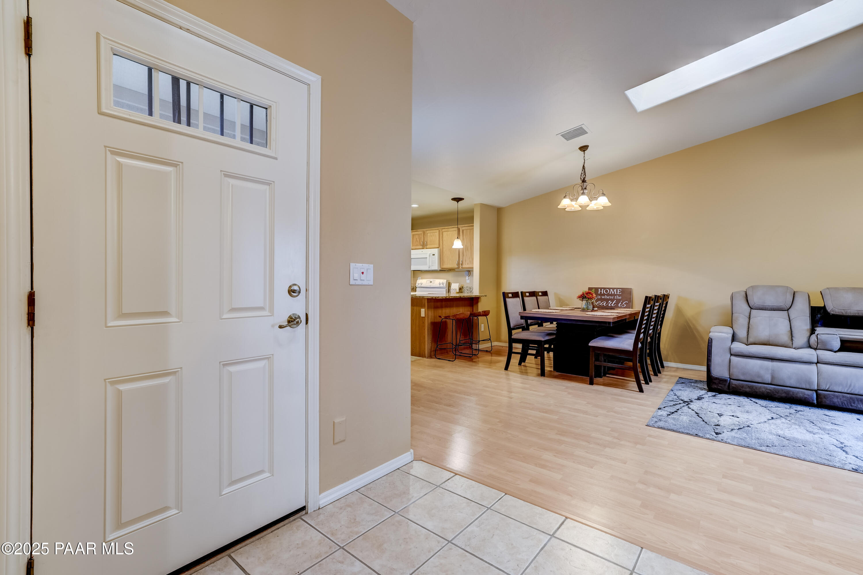 3315 Iris Lane Prescott, AZ 86305 - Photo 8 of 25 Foyer 1