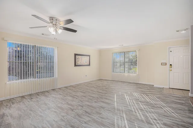 $295,000 | 7902 Swan Lane, Baytown, TX 77523