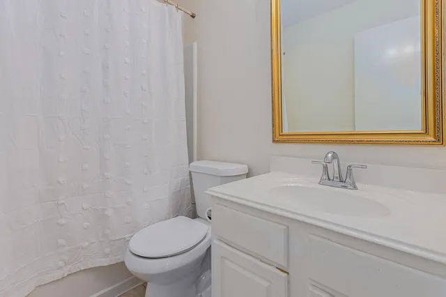 $295,000 | 7902 Swan Lane, Baytown, TX 77523