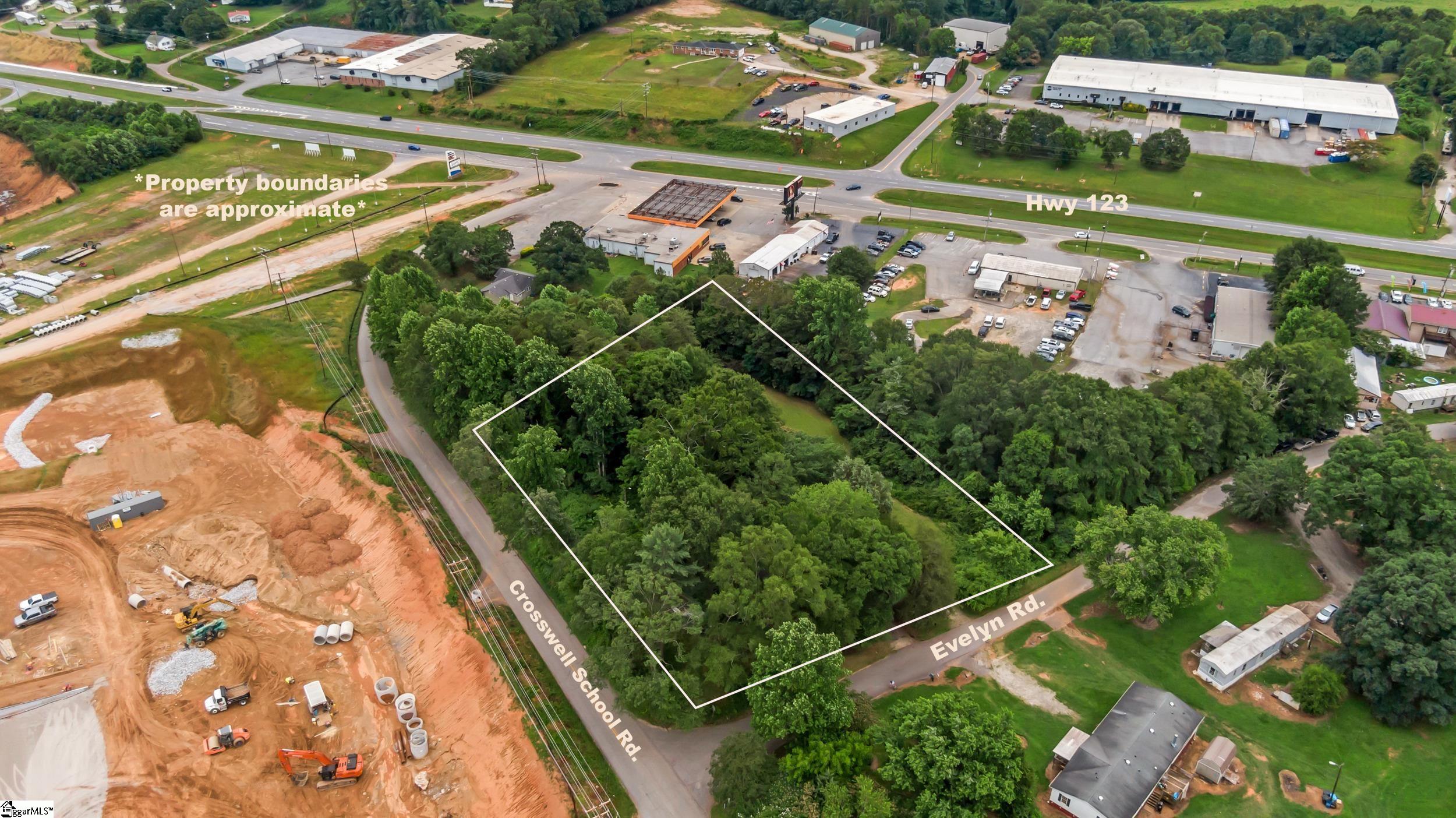 144 Evelyn Road Easley, SC 29640 - Photo 3 of 14