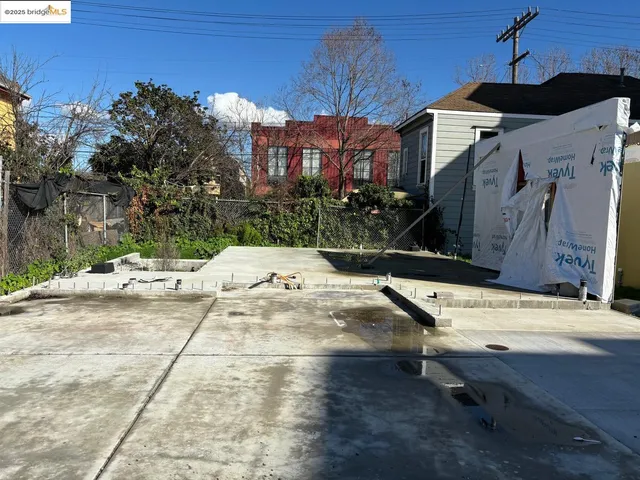 $475,000 | 1610 32nd Street, Oakland, CA 94608