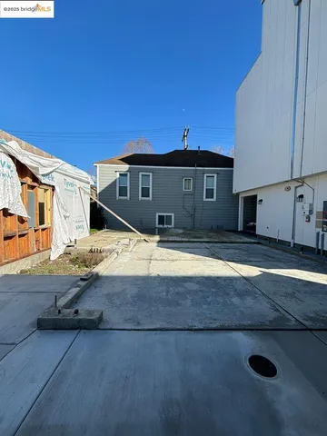 $475,000 | 1610 32nd Street, Oakland, CA 94608