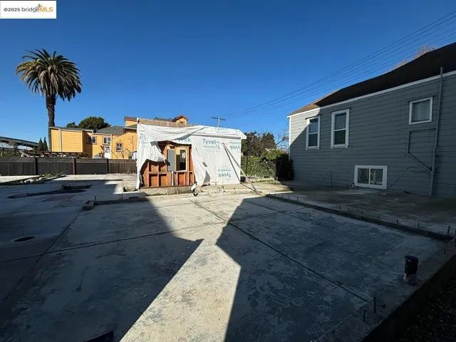$475,000 | 1610 32nd Street, Oakland, CA 94608