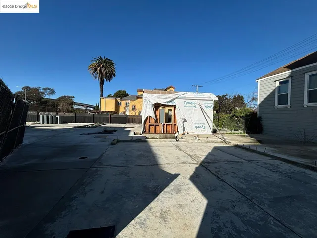 $475,000 | 1610 32nd Street, Oakland, CA 94608