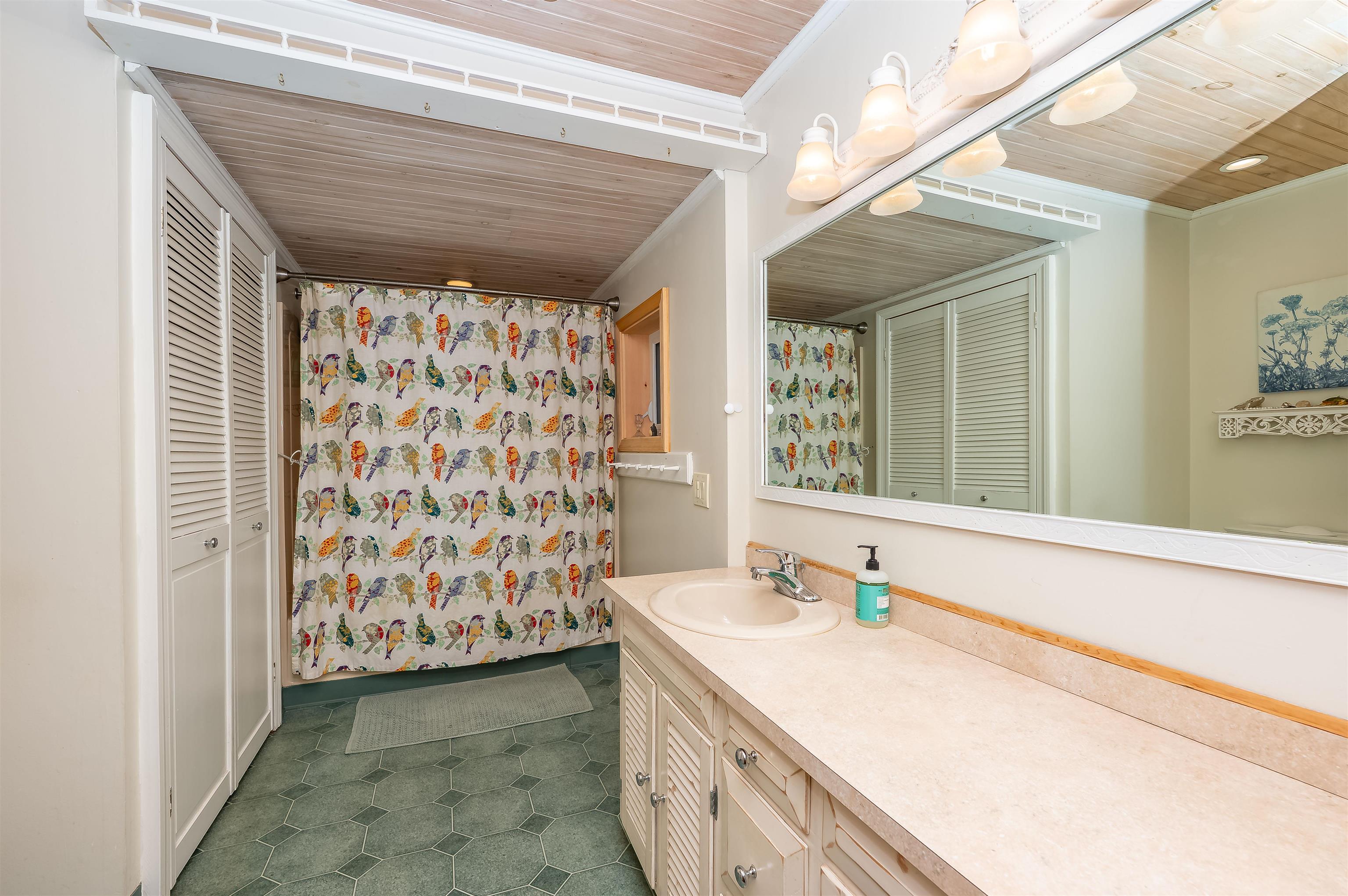 165 Estes Road Rochester, NH 03867 - Photo 11 of 53