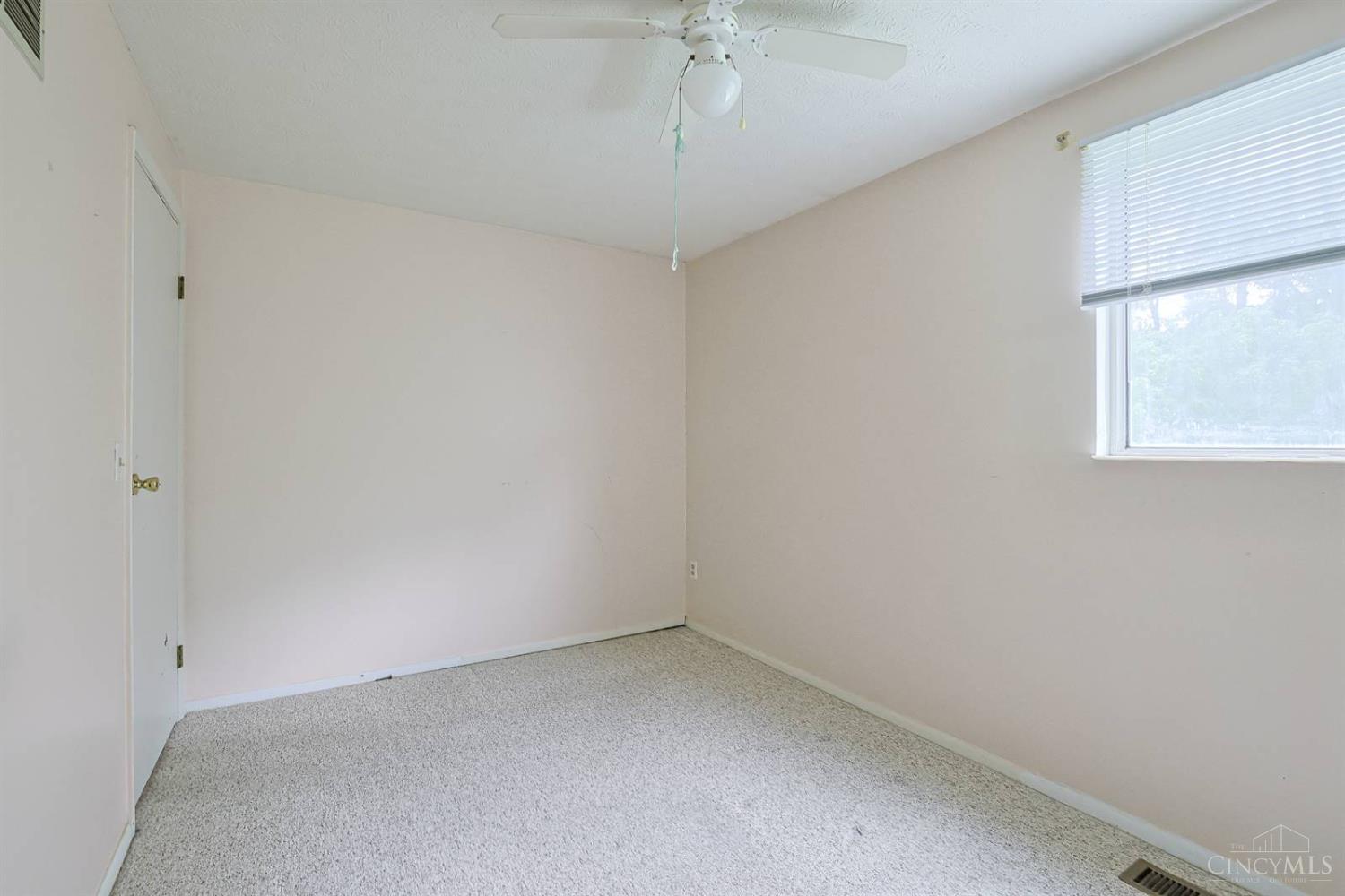 3352 Huntsman Trace Amelia, OH 45102 - Photo 22 of 30