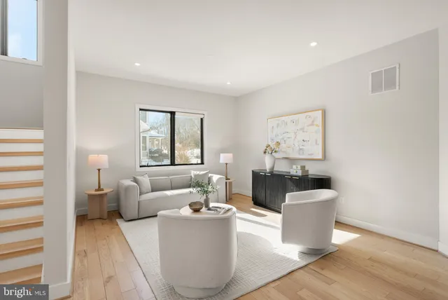 $2,650,000 | 5524 Summit Street, Centreville, VA 20120