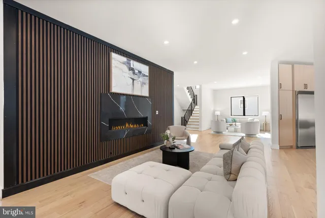 $2,650,000 | 5524 Summit Street, Centreville, VA 20120