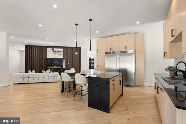 $2,650,000 | 5524 Summit Street, Centreville, VA 20120