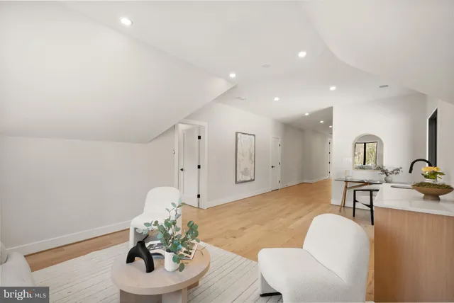 $2,650,000 | 5524 Summit Street, Centreville, VA 20120