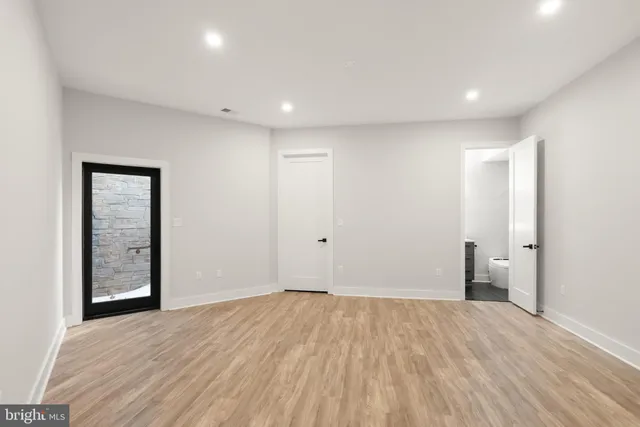 $2,650,000 | 5524 Summit Street, Centreville, VA 20120