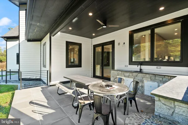 $2,650,000 | 5524 Summit Street, Centreville, VA 20120