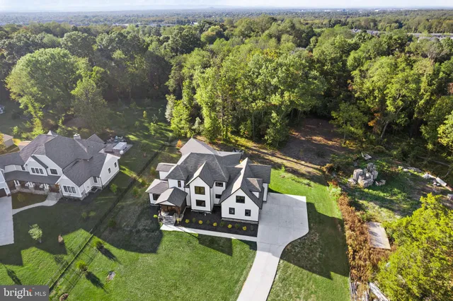 $2,650,000 | 5524 Summit Street, Centreville, VA 20120
