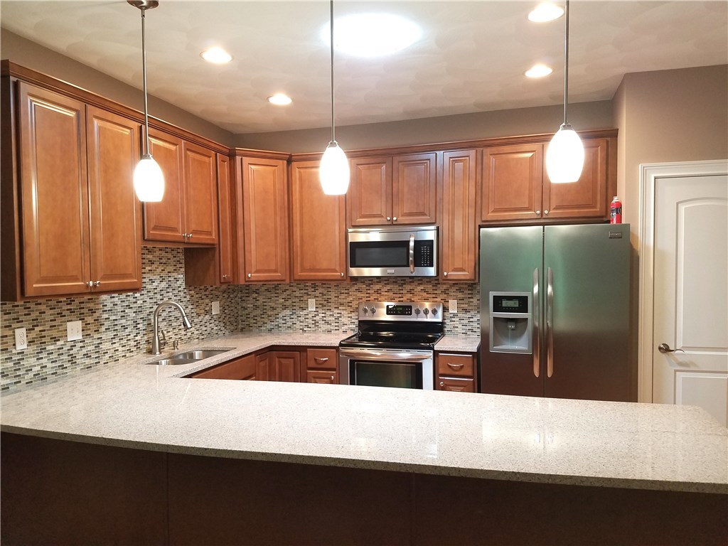 41 Breakneck Hill Road, Unit 43 Lincoln, RI 02865 - Photo 8 of 22 Gallery Image 8