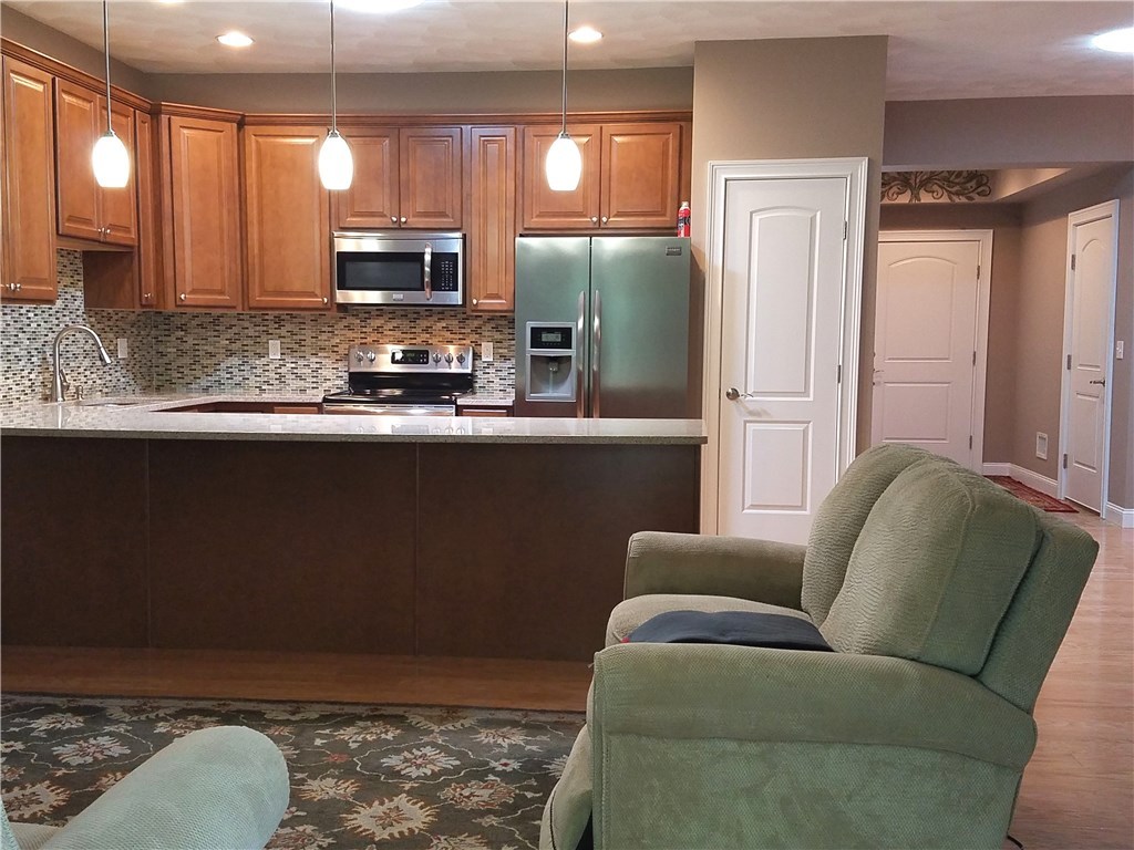 41 Breakneck Hill Road, Unit 43 Lincoln, RI 02865 - Photo 10 of 22 Gallery Image 10
