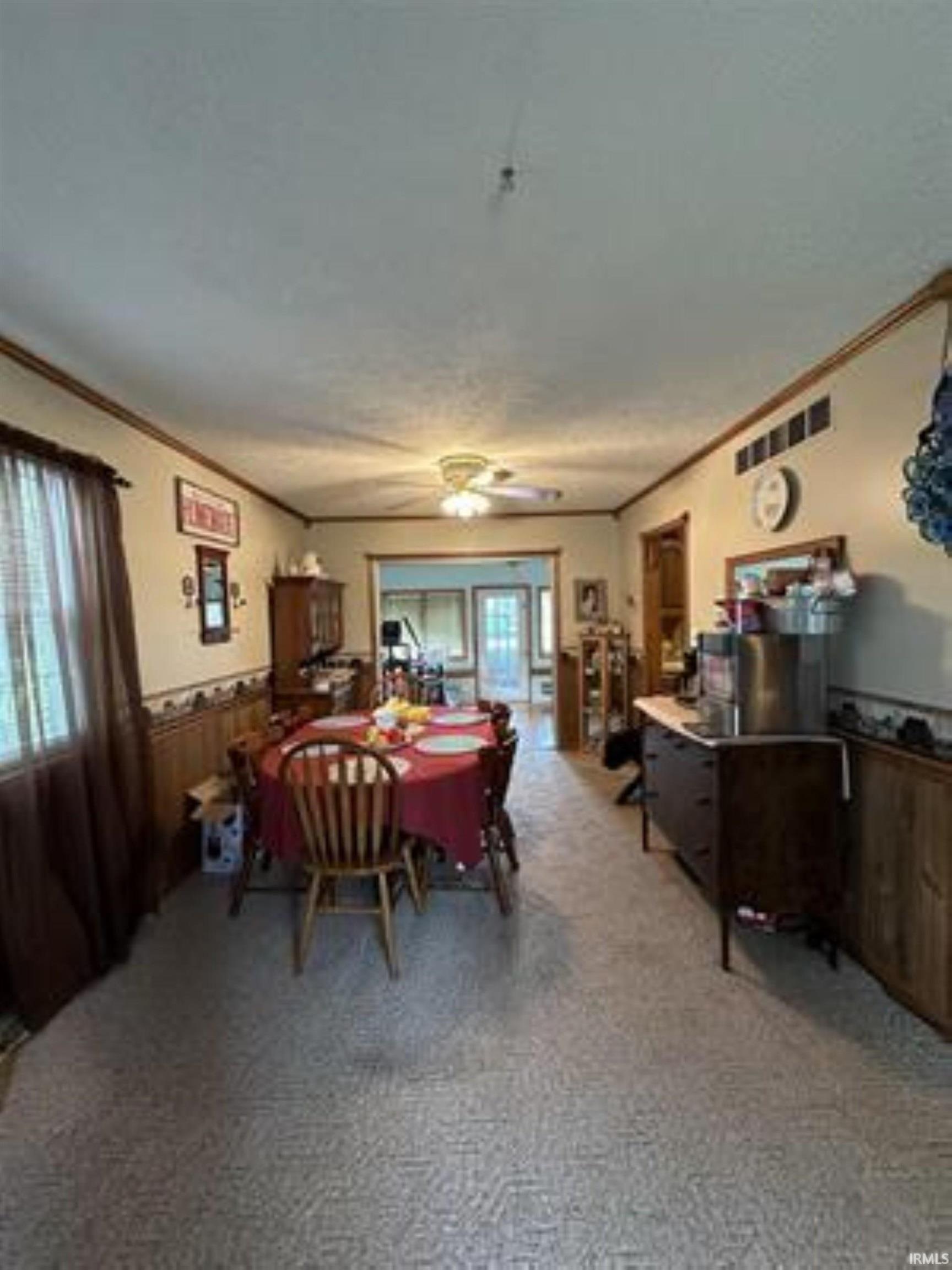 1890 Oak Street Linton, IN 47441 - Photo 16 of 25