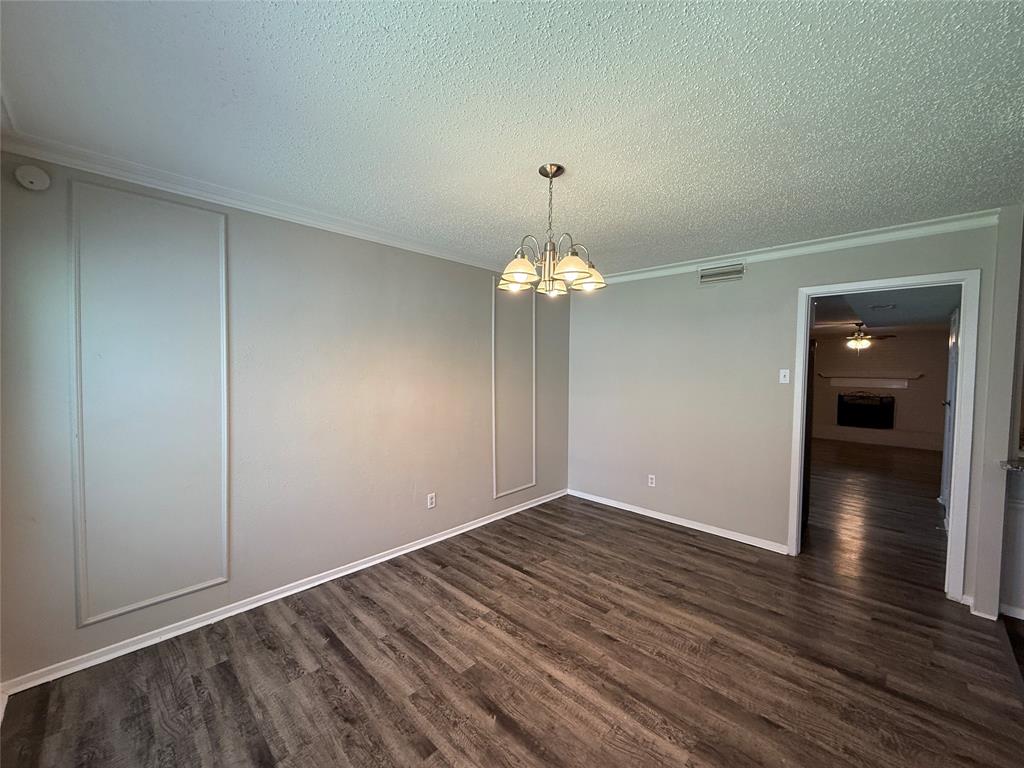 1121 Via Del Rey Mesquite, TX 75150 - Photo 9 of 38