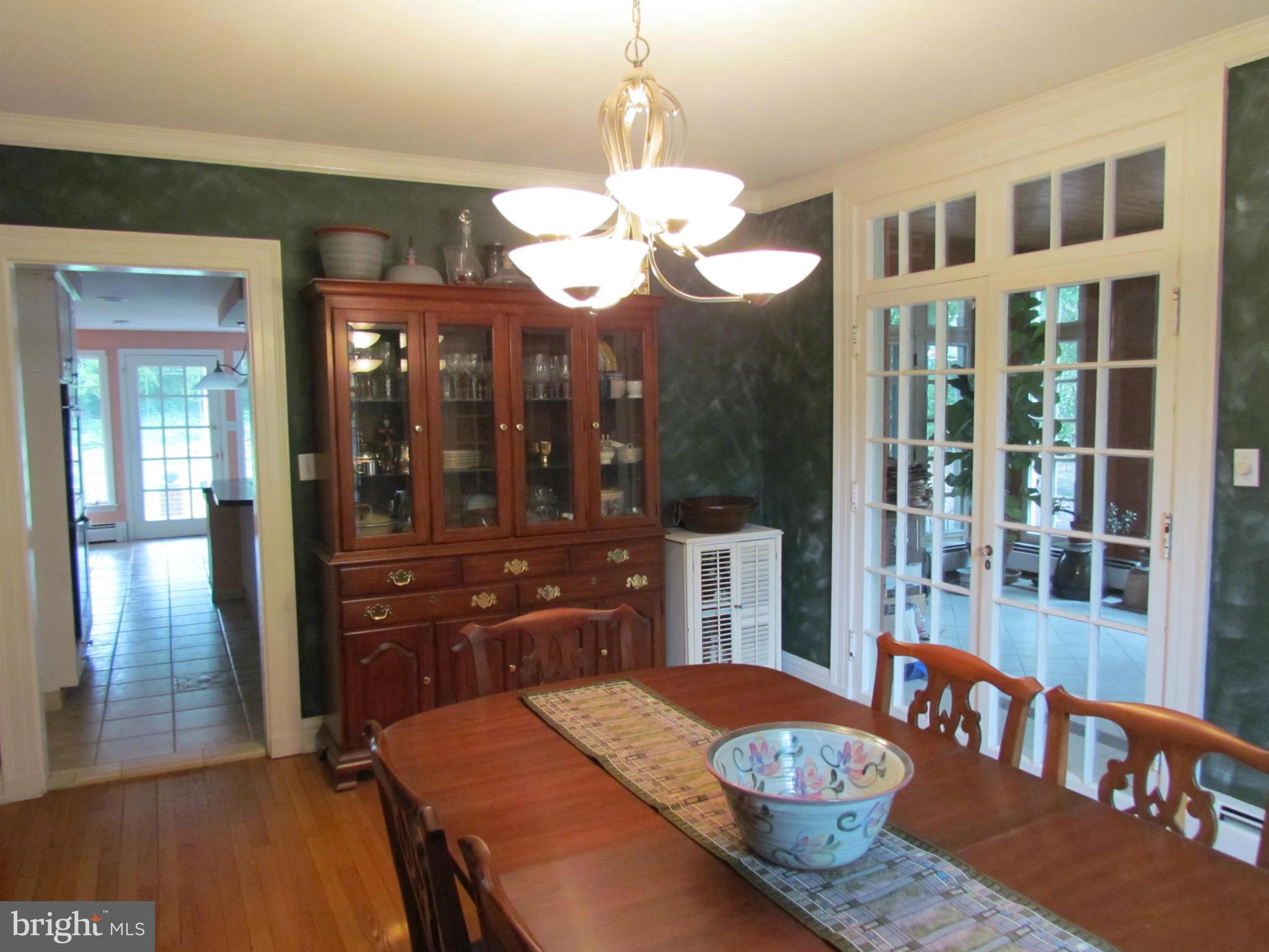 808 Buckingham Road Cumberland, MD 21502 - Photo 13 of 30 Dining Room