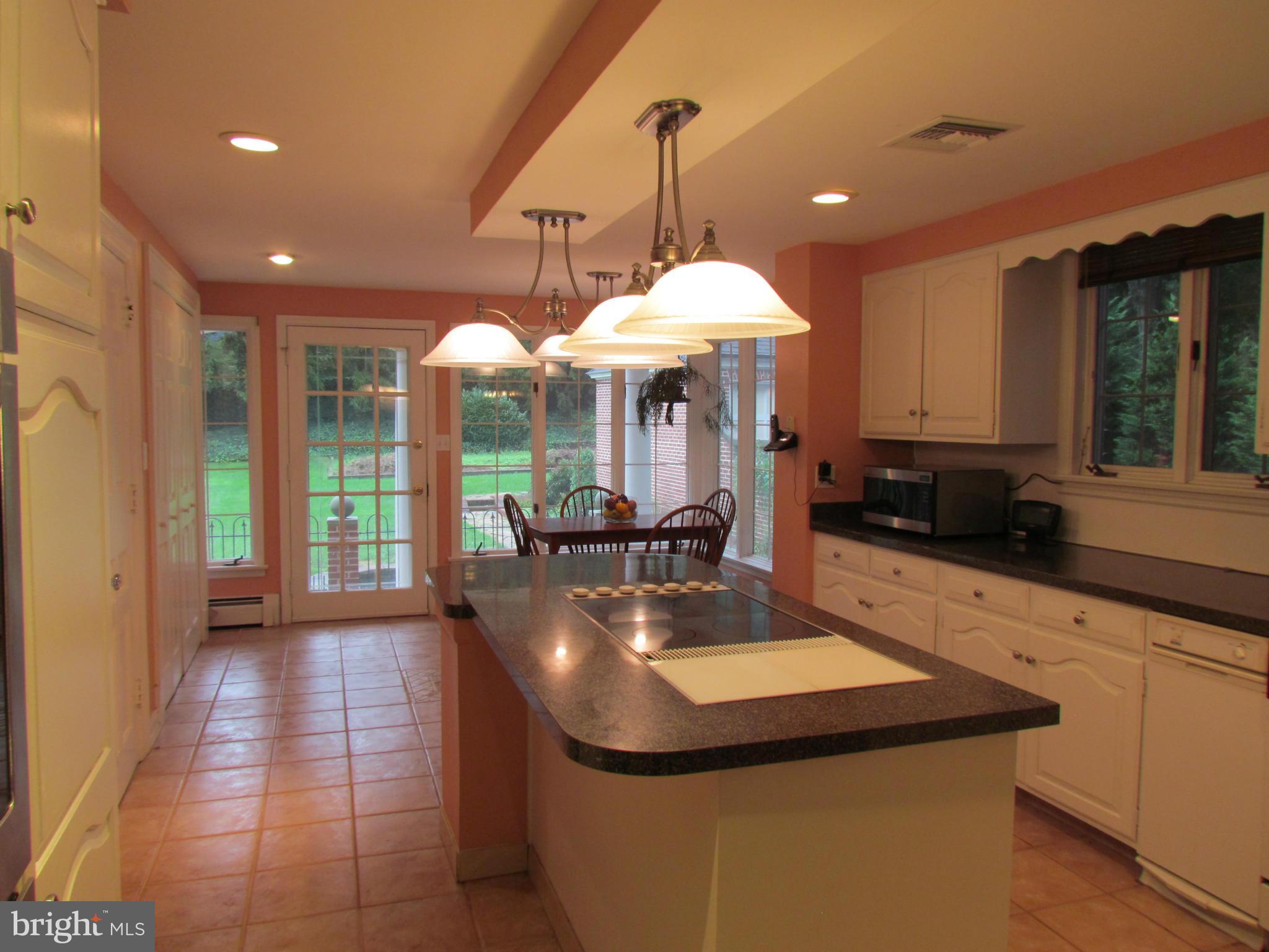 808 Buckingham Road Cumberland, MD 21502 - Photo 27 of 30 Kitchen