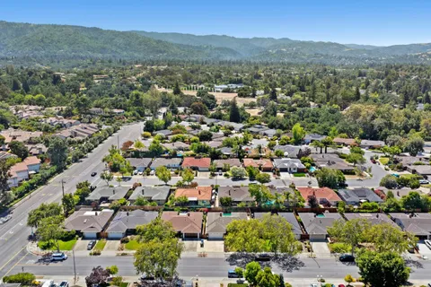 $2,300,000 | 1671 Elwood Drive, Los Gatos, CA 95032