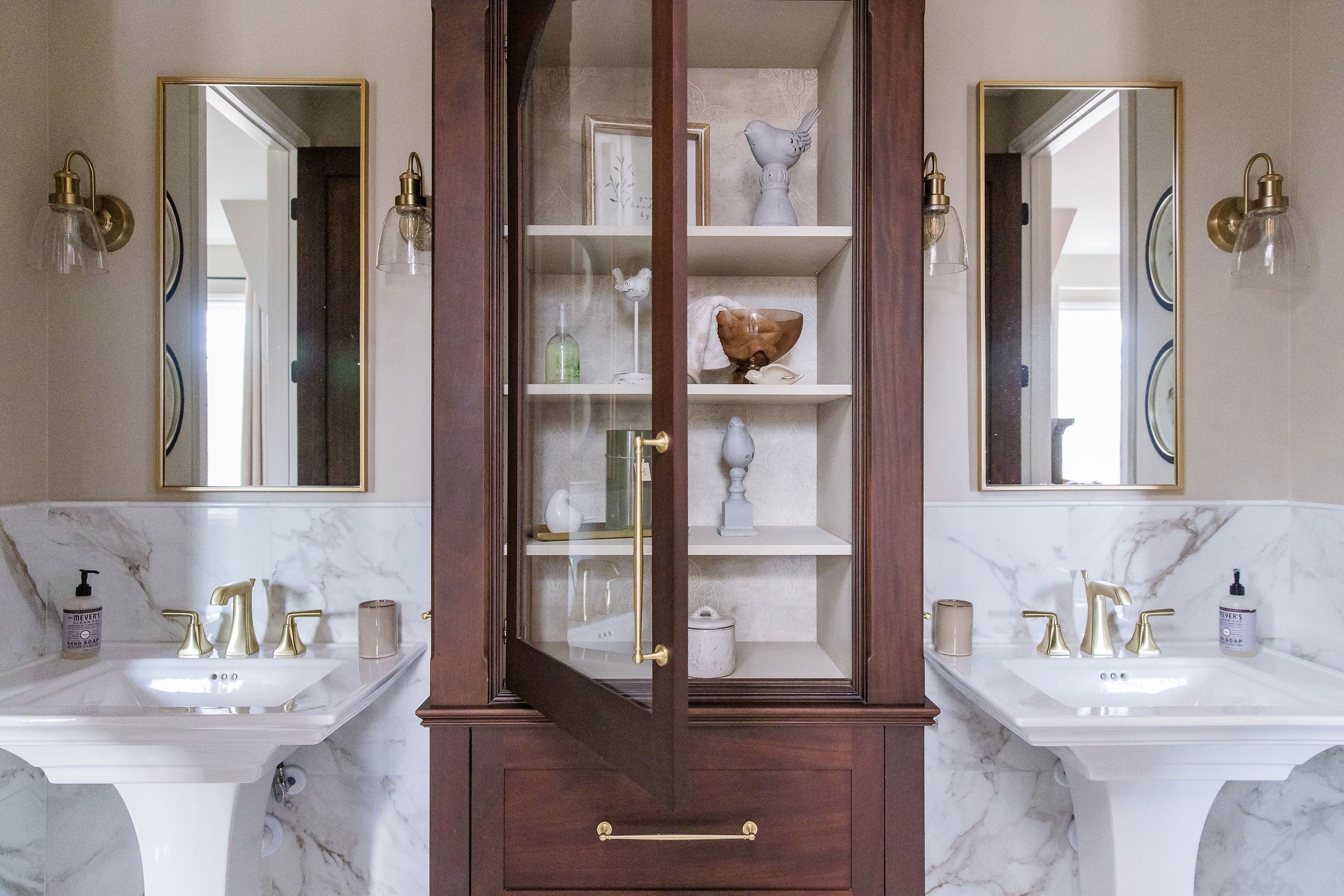 3536 Raleigh Beard Road Santa Fe, TN 38482 - Photo 58 of 72 a bathroom with a sink and a mirror