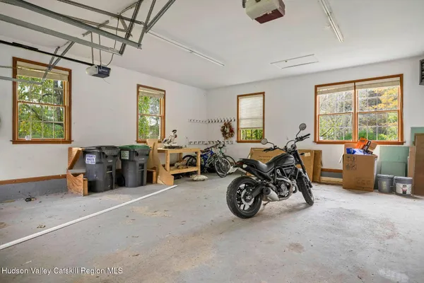 $849,000 | 2935 Rte 44 55, Gardiner, NY 12525