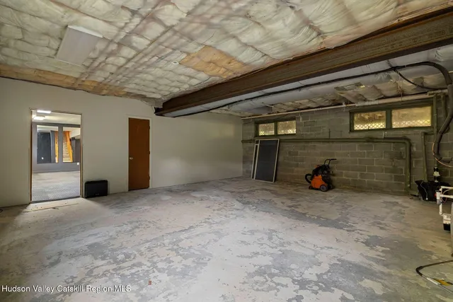 $899,000 | 2935 Rte 44 55, Gardiner, NY 12525