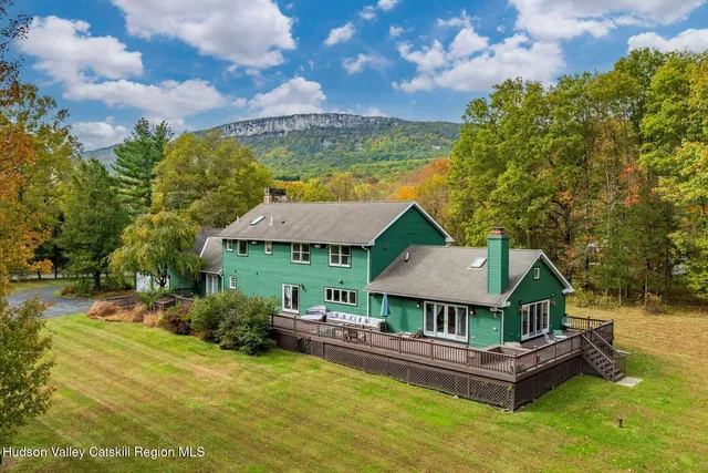 $899,000 | 2935 Rte 44 55, Gardiner, NY 12525