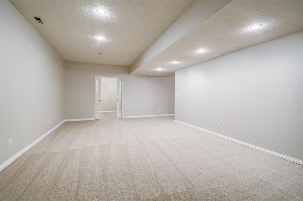 10088 Bent Tree Lane Fishers, IN 46037 - Photo 29 of 34 Gallery Image 29