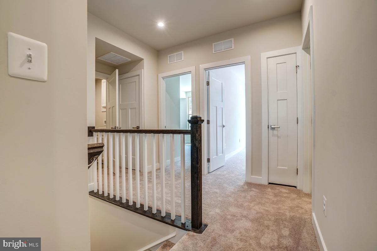43004 Prophecy Terrace Sterling, VA 20166 - Photo 15 of 30