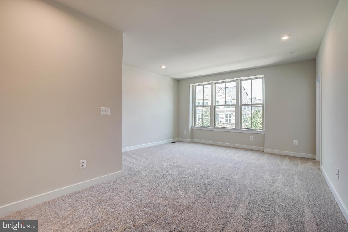 43004 Prophecy Terrace Sterling, VA 20166 - Photo 16 of 30